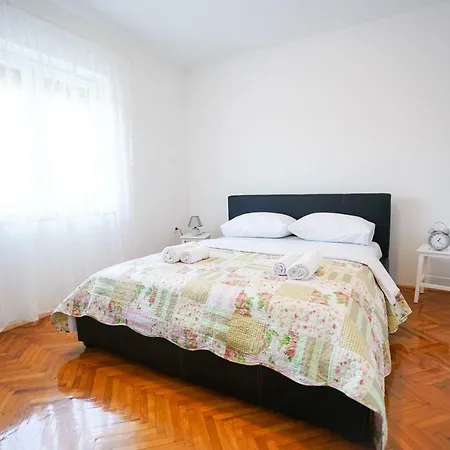 Apartment S&j