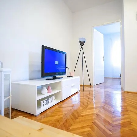Apartment S&j